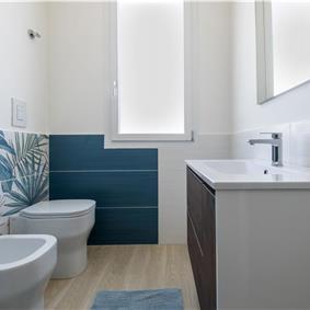 3 bedroom villa with pool, Alcamo, sleeps 5-6